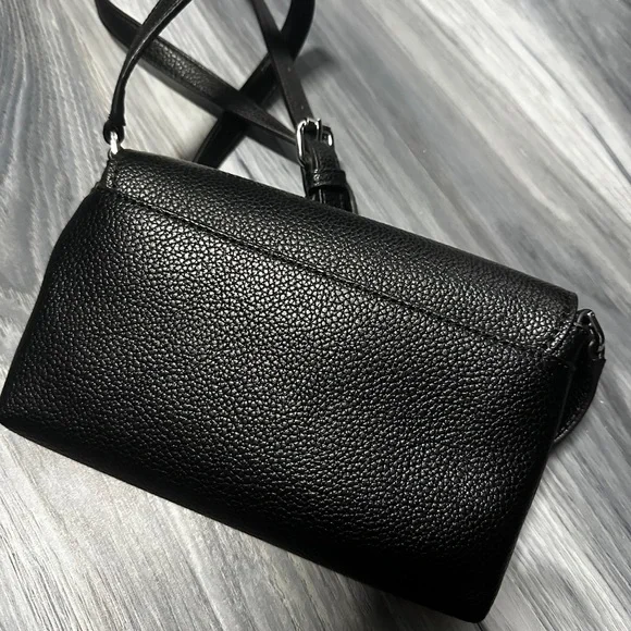 BNWOT Calvin Klein Foldover Flap Crossbody Bag - Picture 4 of 13